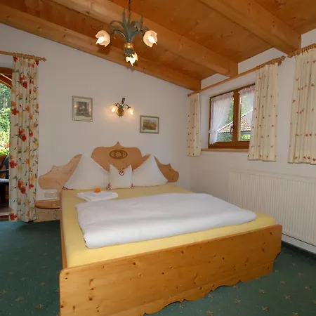 Haus Tasser Mayrhofen Extérieur photo