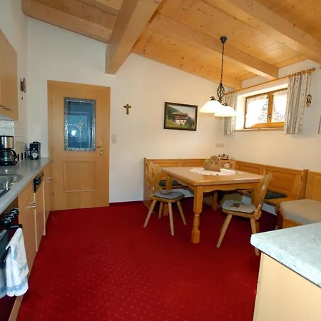 Haus Tasser Mayrhofen Extérieur photo